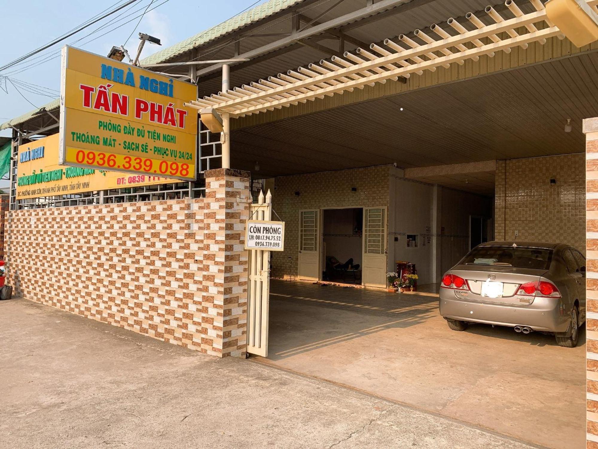 Nhà Nghỉ TáN PháT Hotell Ap Thanh Son Exteriör bild